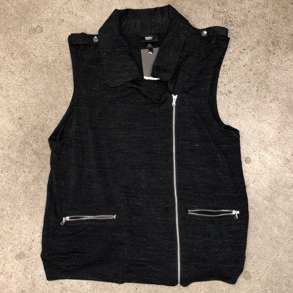 Mossimo Vest - Picture 3 of 7